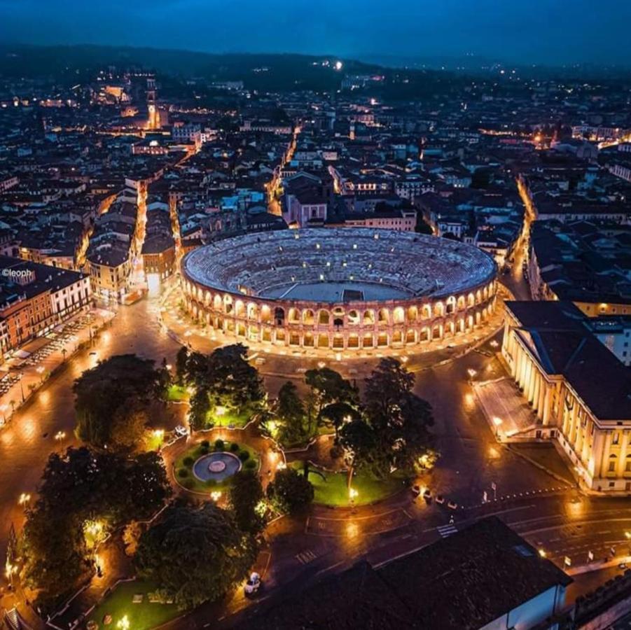 Appartamento Vicino Al Centro Adigeo E Fiera Verona Exteriör bild